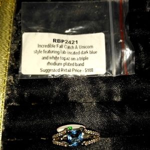Ring bomb RBP2419 bark blue &white topaz sz8